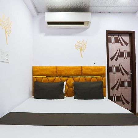 Flips With Mykonos Guest House Neu-Delhi Exterior foto
