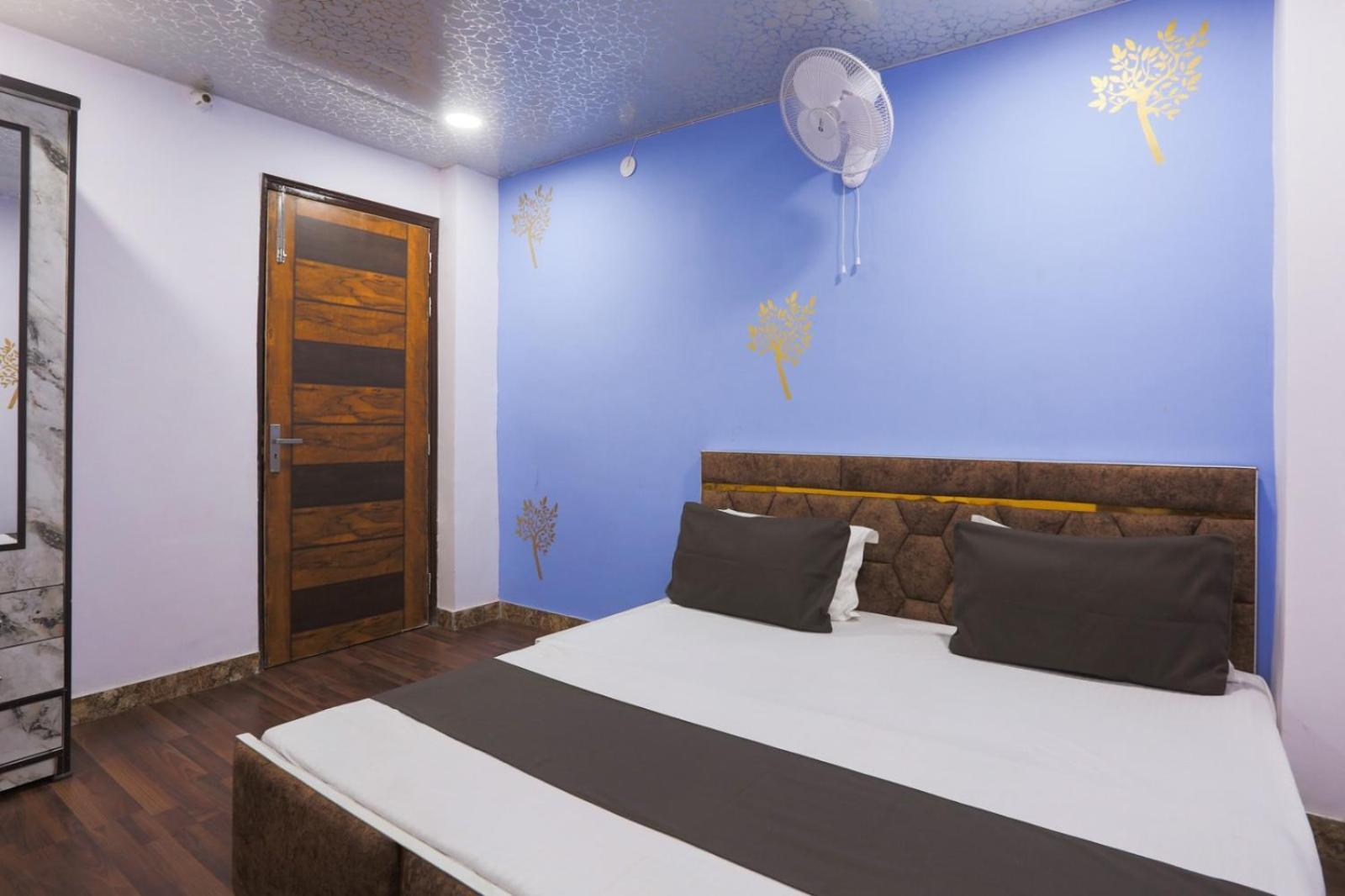 Flips With Mykonos Guest House Neu-Delhi Exterior foto